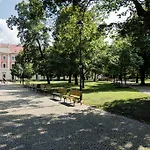 Apartment Gesse Brezinova Prague