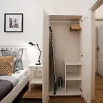 Apartment Gesse Brezinova Prague